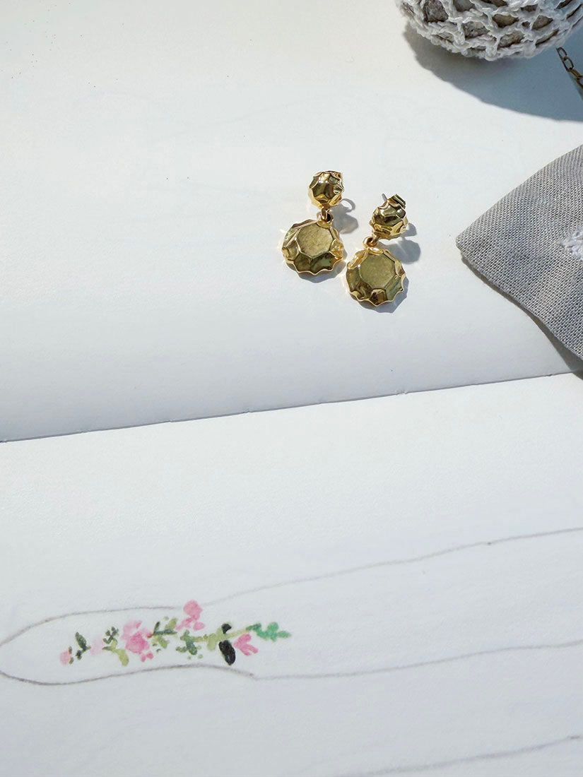 Crystal Bottle & Hammered Gold Jewellery (2 Styles)