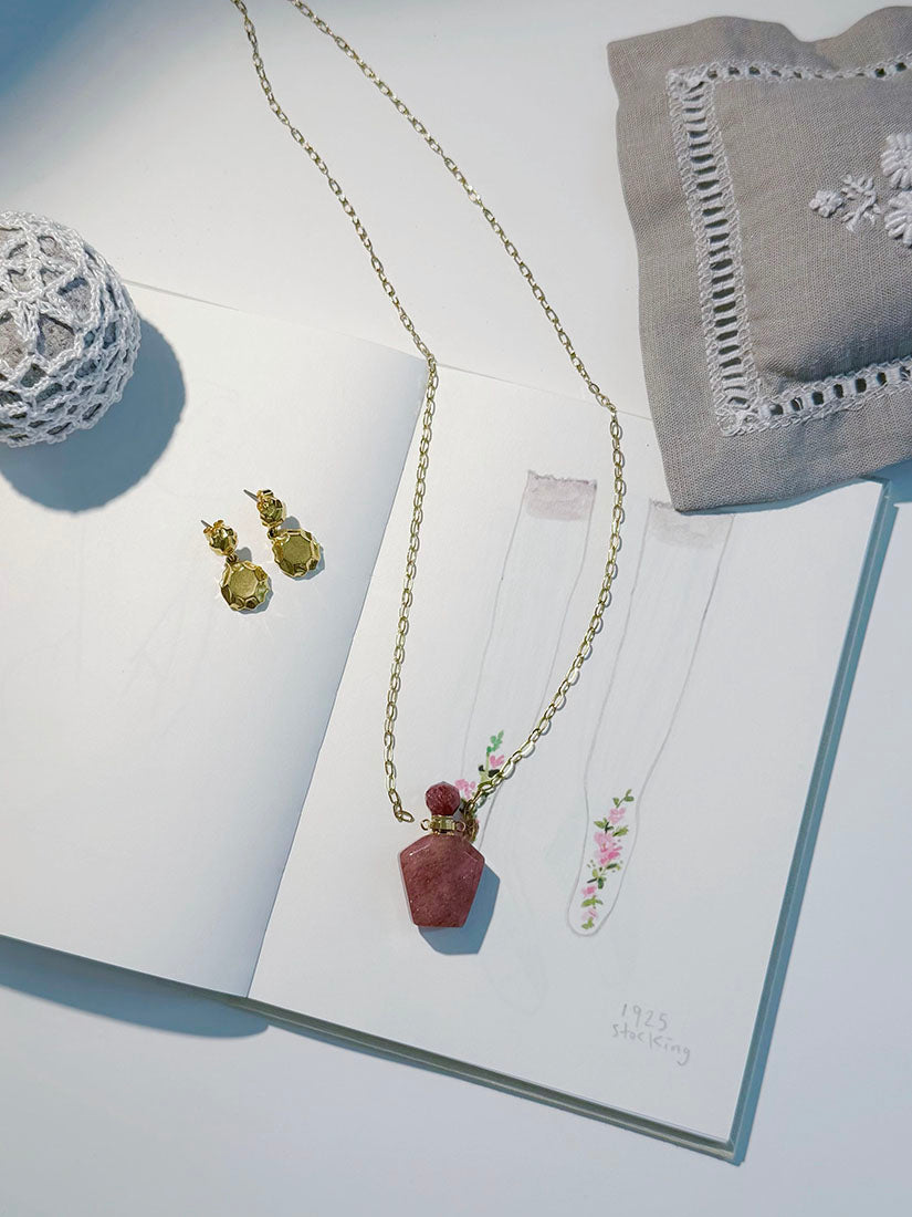 Crystal Bottle & Hammered Gold Jewellery (2 Styles)