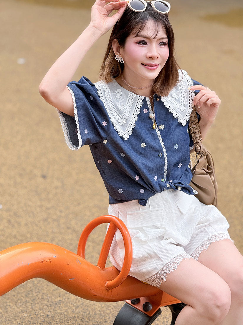 Lace Hem Pleated Shorts (2 Colours)