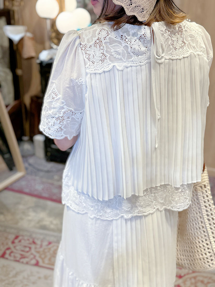 Pleated Back Embroidered Top(3 Colours )