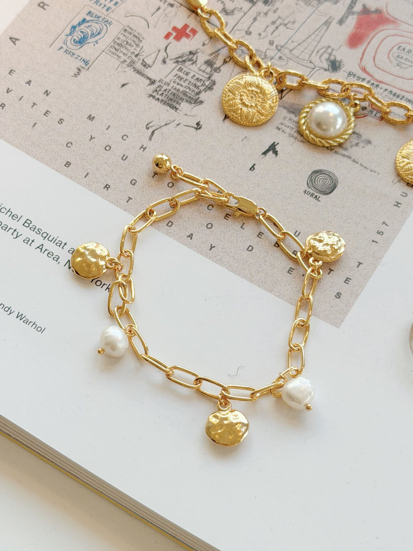 Pearl Charm Golden Bracelet (2 Styles)