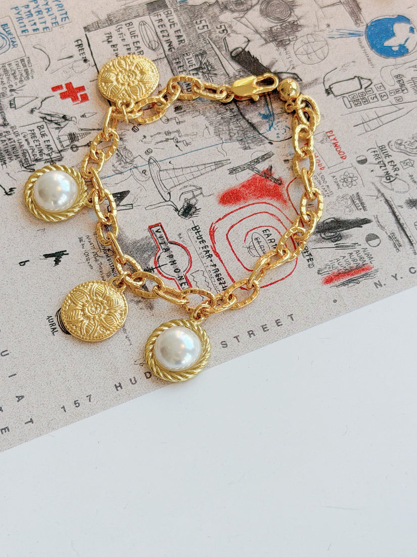 Pearl Charm Golden Bracelet (2 Styles)