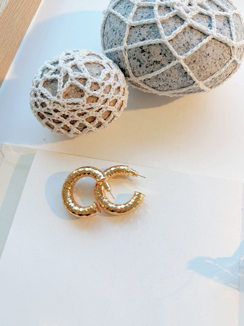 Bold Hoop Earrings (2 Styles)