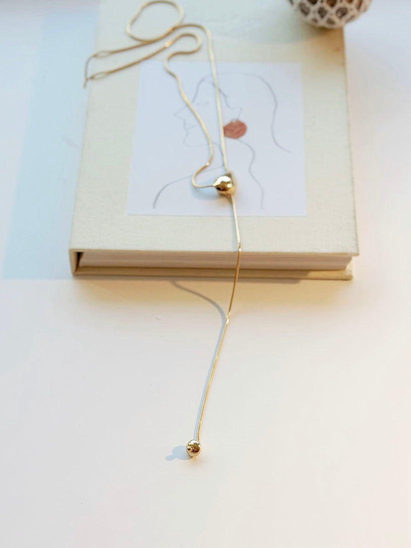 Fluid contour Necklace