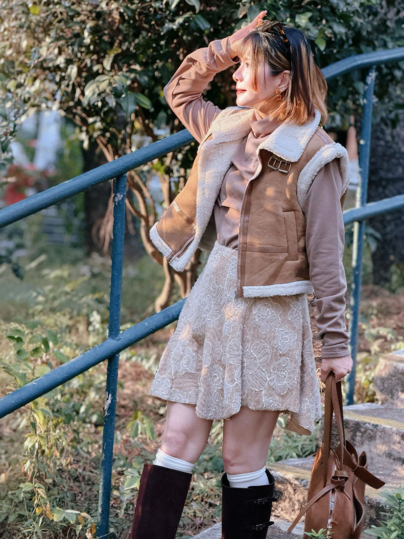 Leather Buckle Detailed Fleece Zip Up Vest Jacket (2 Colours)