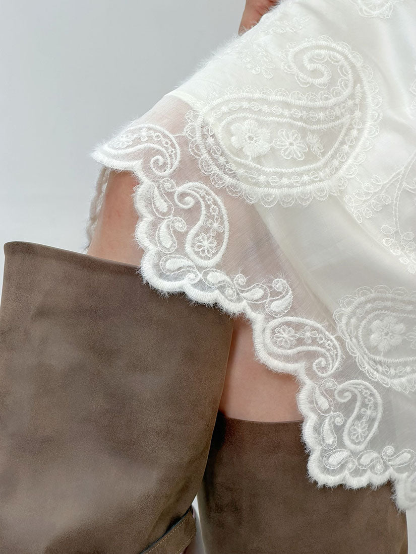 Paisley Embroidered Scalloped Hem Skirt (2 Colours)