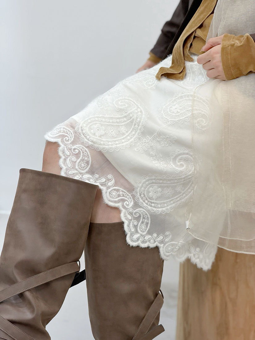 Paisley Embroidered Scalloped Hem Skirt (2 Colours)