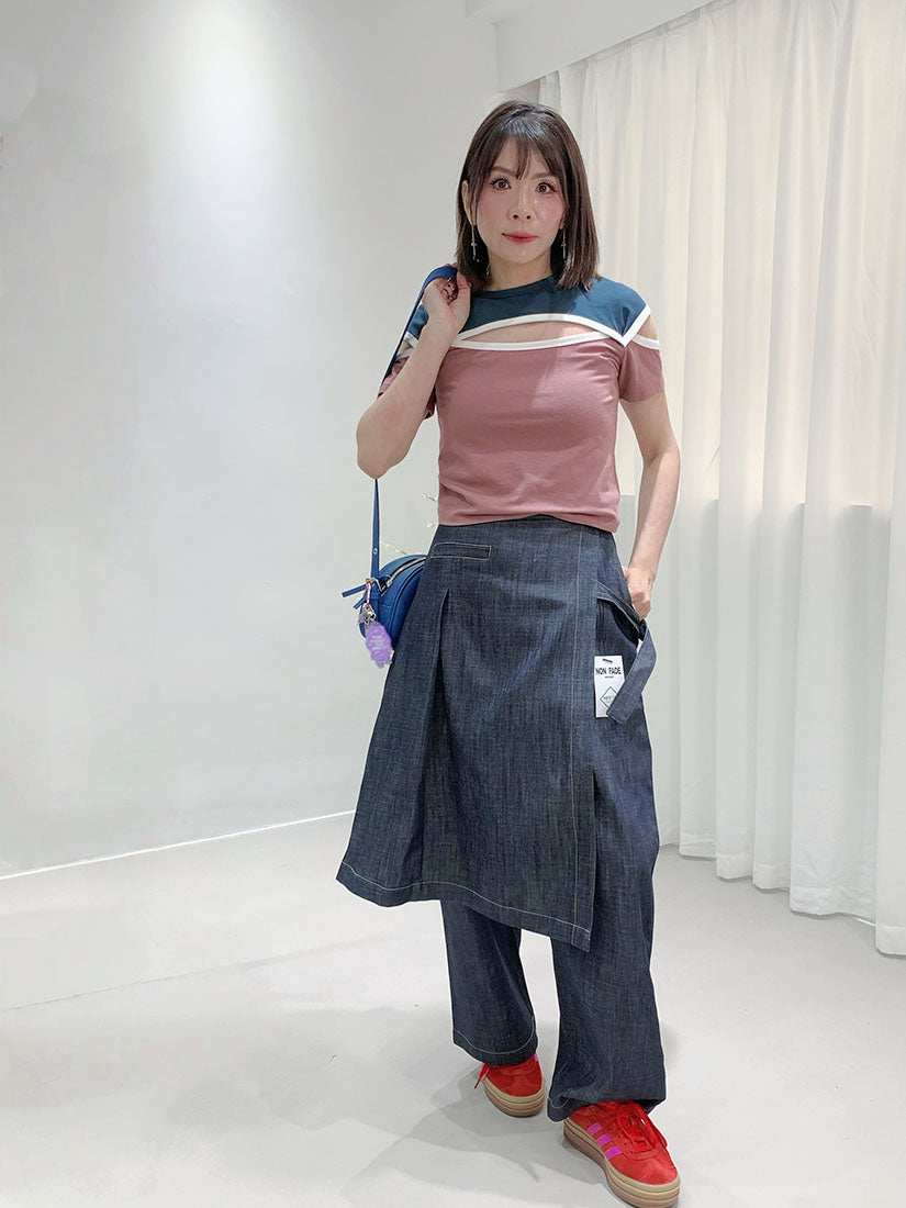 Contrast Binding Cut Out Top