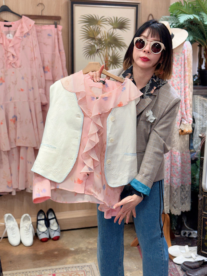 Ruffle Trim Floral Blouse (2 Colours)