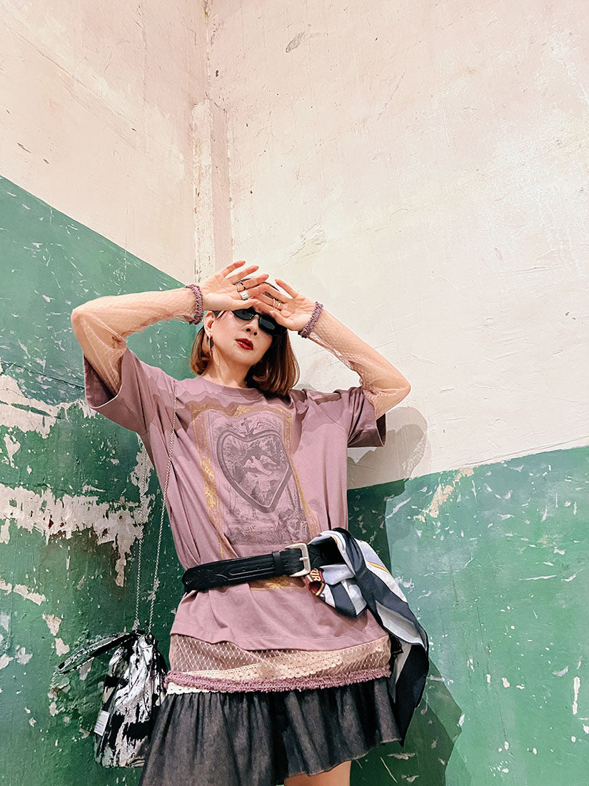 Antique Mesh Lace Trim Sleeve Print Tee (2 Colours)