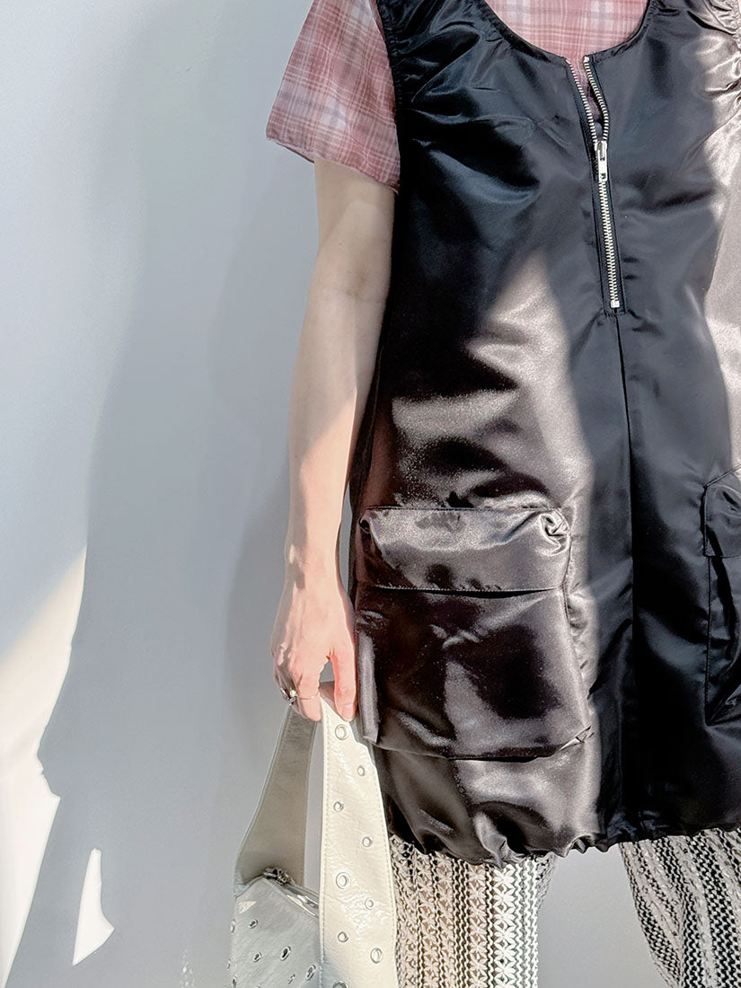 Box Pocket Half Zip Up Vest Dress (2 Colours)