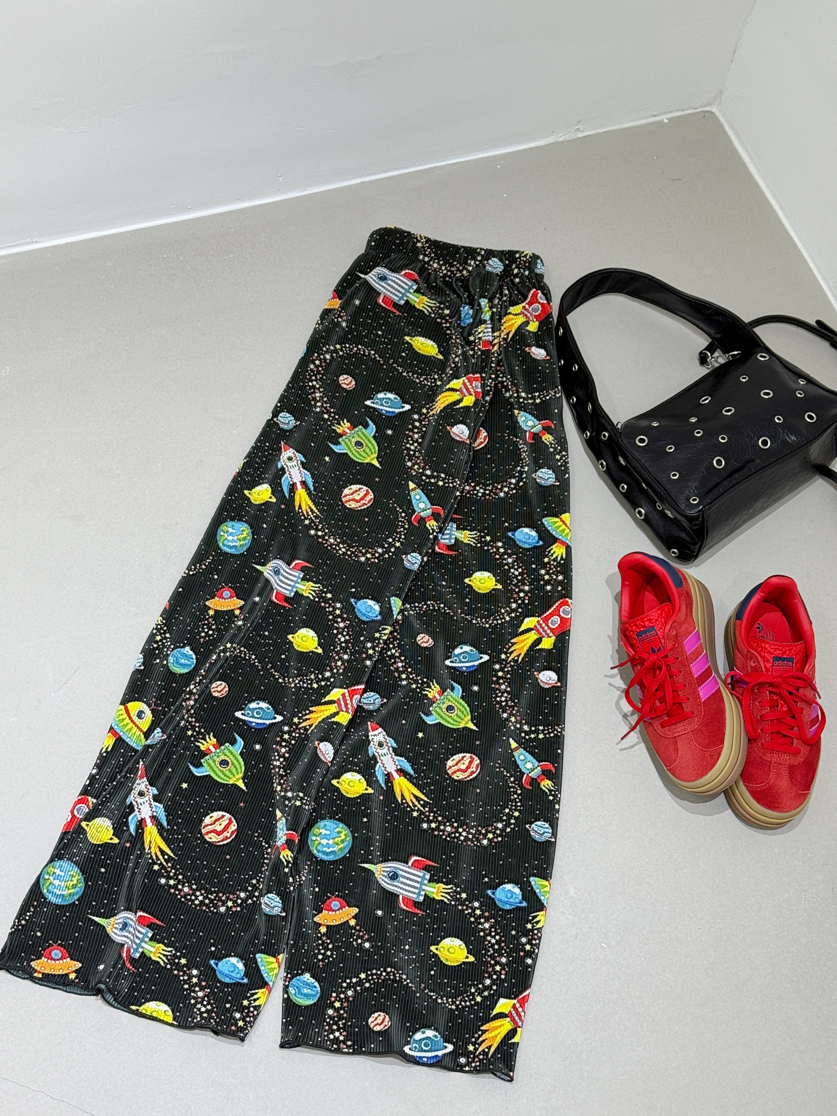Space Print Pleated Wide Leg Pants (2 Colours)