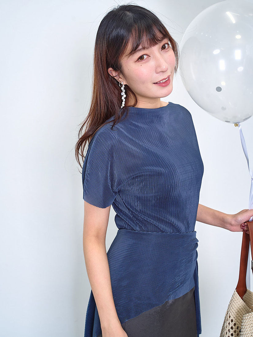 Pleats Mock Neck Top With Scarf (2 Colours)