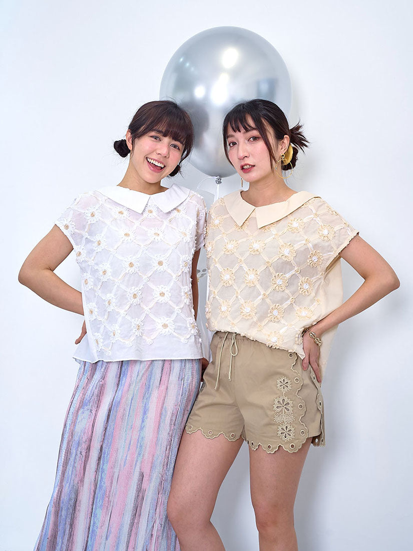 3D Floral Trellis Applique Top (2 Colours)