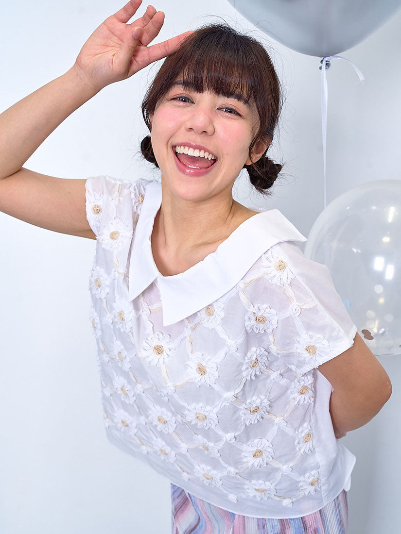3D Floral Trellis Applique Top (2 Colours)