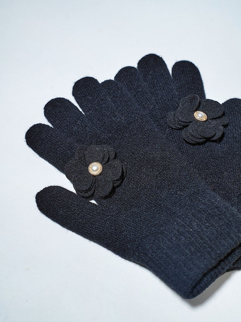 Flower Applique Woollen Gloves (2 Colours)