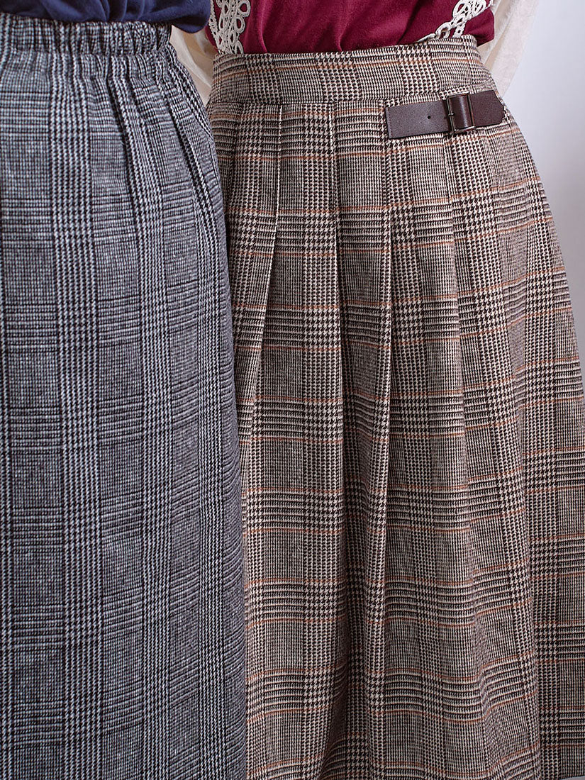 Half Belted Houndstooth Check Skirt (2 Colours)