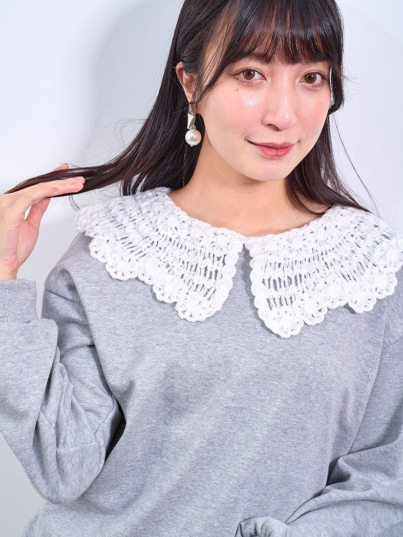 Contrast Crochet Collar Sweatshirt (2 Colours)