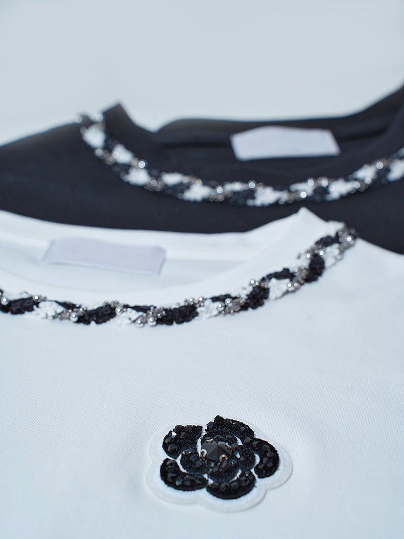 Neck Trim Camelia Applique Tee (2 Colours)