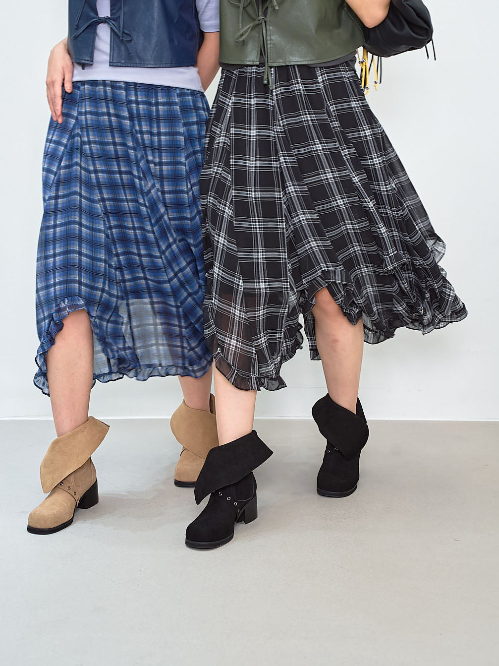 Ruffle Curve Hem Checkered Printed Skirt (2 Colours)