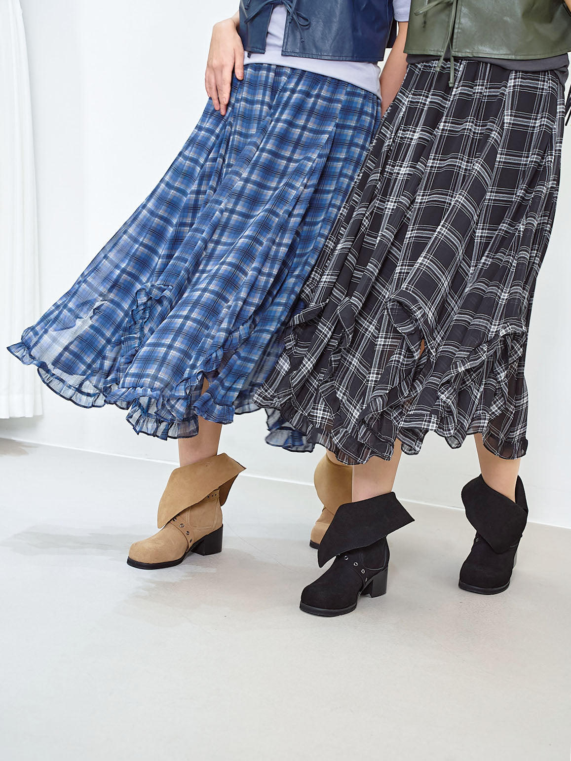 Ruffle Curve Hem Checkered Printed Skirt (2 Colours)