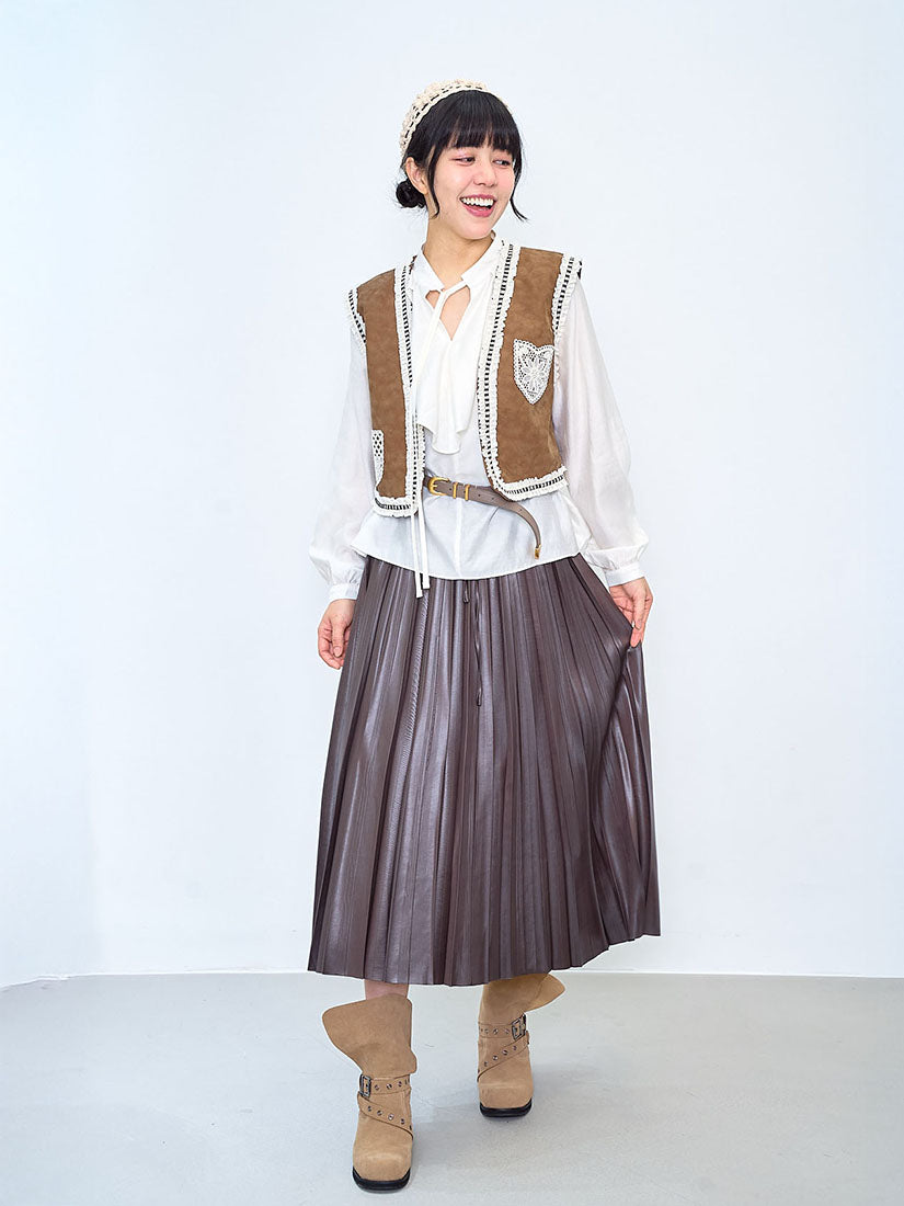 Lace Pocket Patched Suede Vest