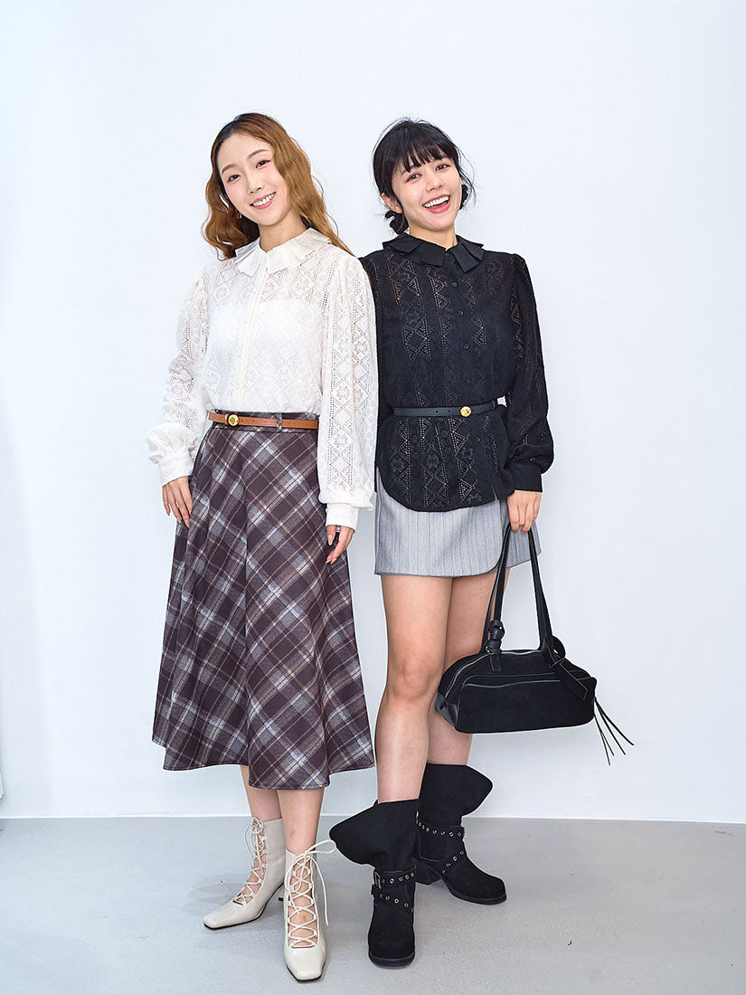 Pleated Collar Brushed Lace Blouse (2 Colours)