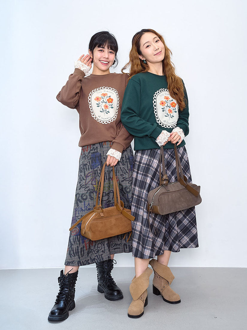 Flower Embellish Printed Sweatshirt (2 Colours)