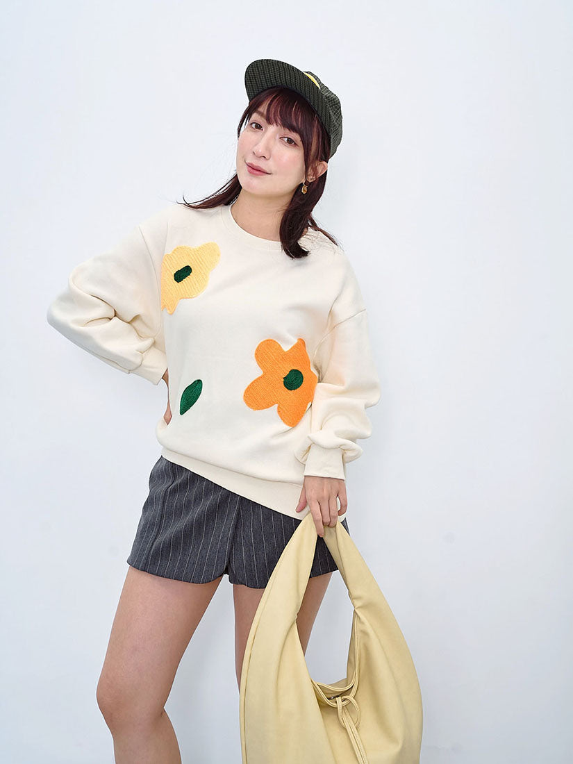 Flower Embroidered Sweatshirt (2 Colours)