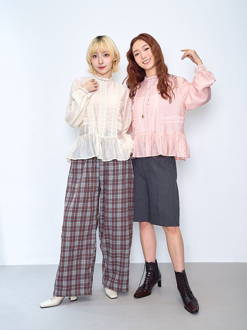 Lace Trim Ruffle Hem Blouse (2 Colours)