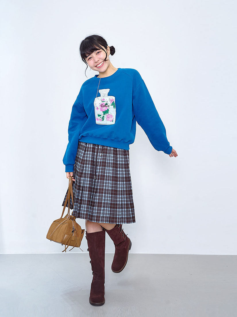 Rose Perfume Embroidered Sweatshirt (2 Colours)