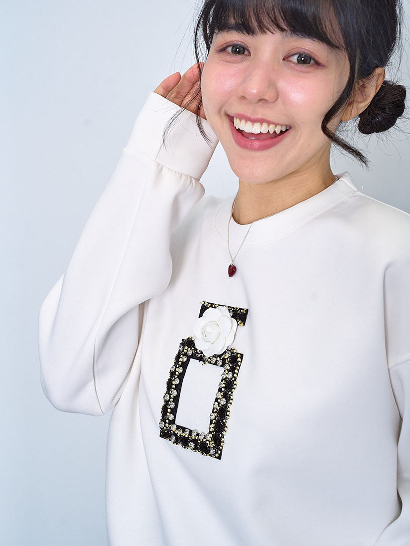 Camellia Perfume Embellished Sweatshirt (2 Colours)