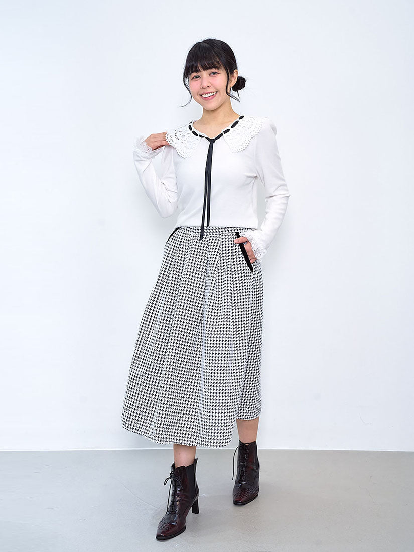 Houndstooth Textured Pleated Front Skirt
