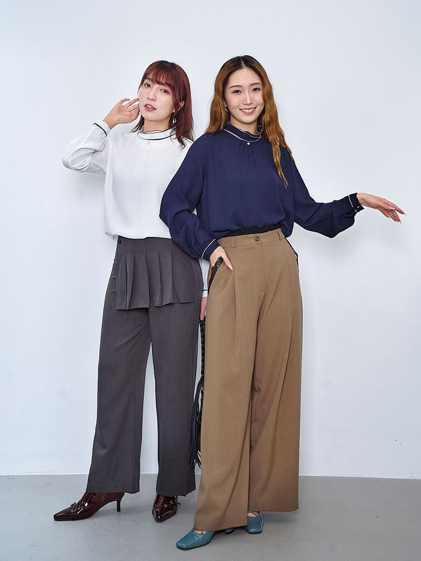 Pearl Contrast Piping Blouse (2 Colours)