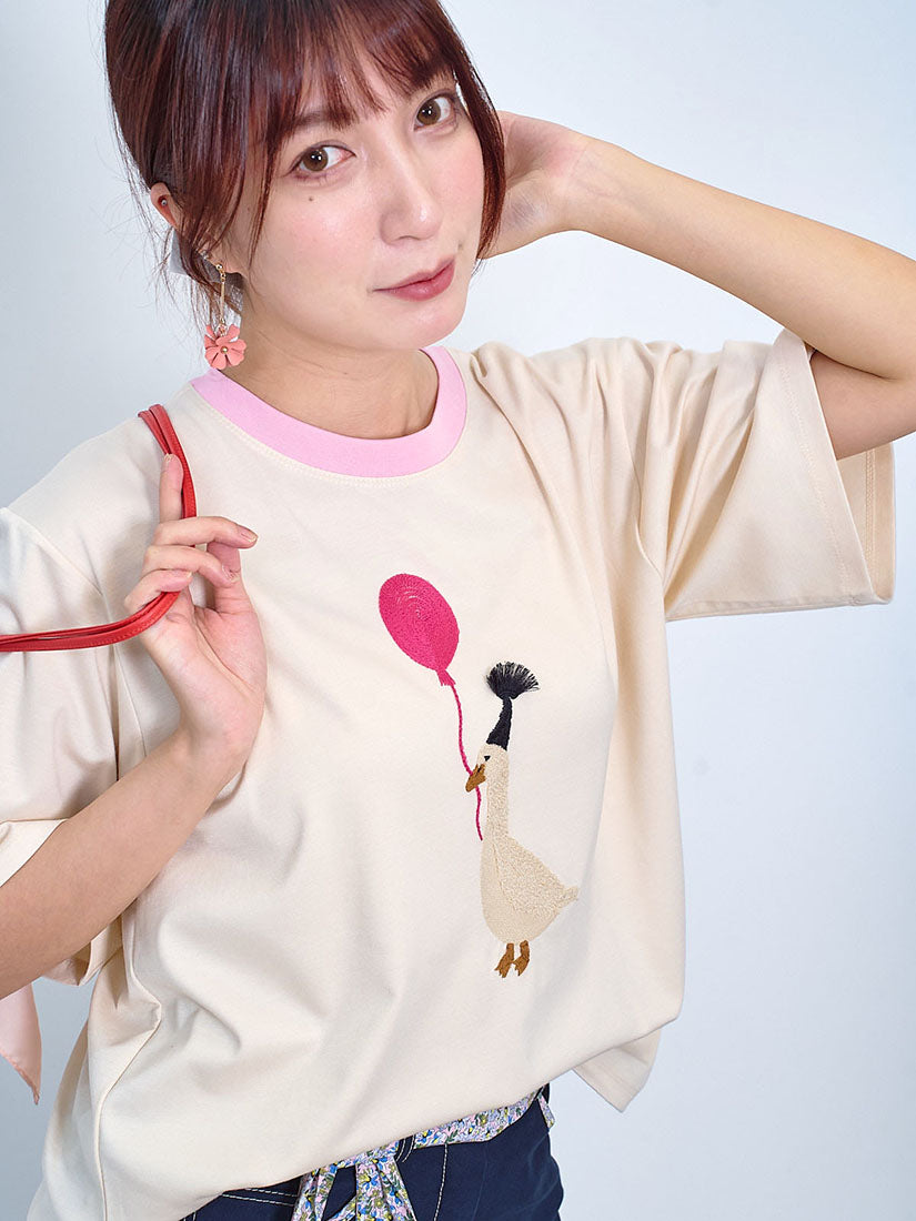 Balloon And Goose Embroidered Tee (2 Colours)