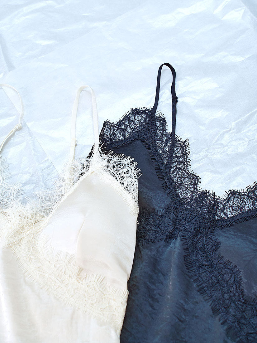 Lace Trim Smocking Back Bra Top (2 Colours)