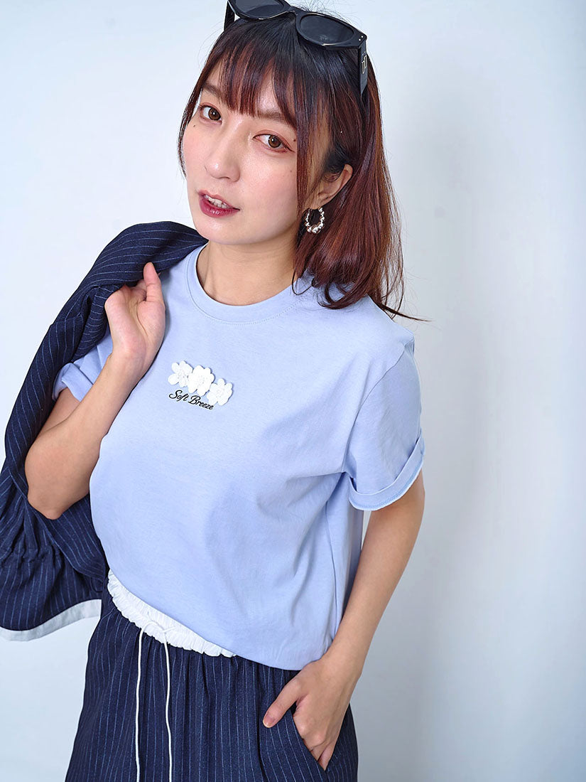 3D Floral Applique Tee (2 Colours)