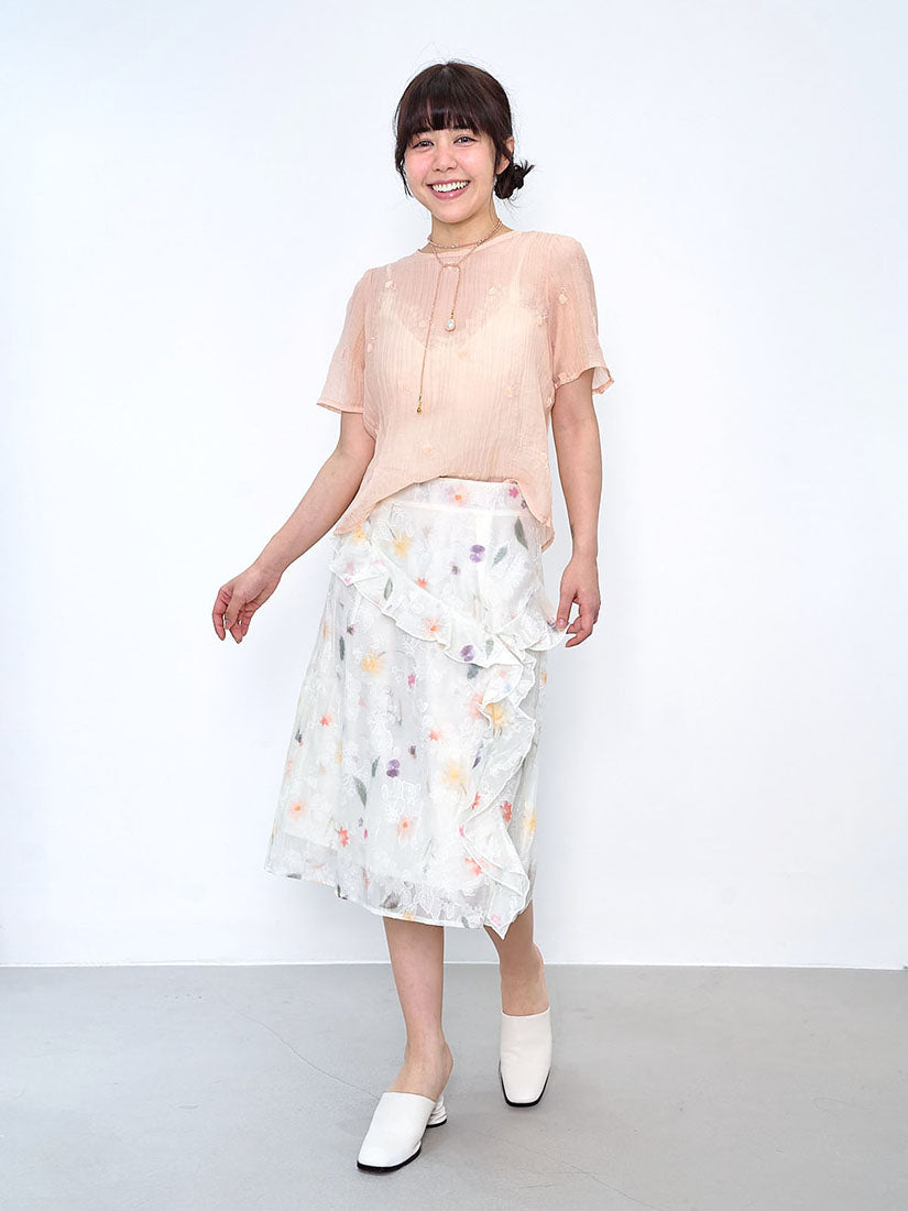 Flower Embroidered Wrinkle Top
