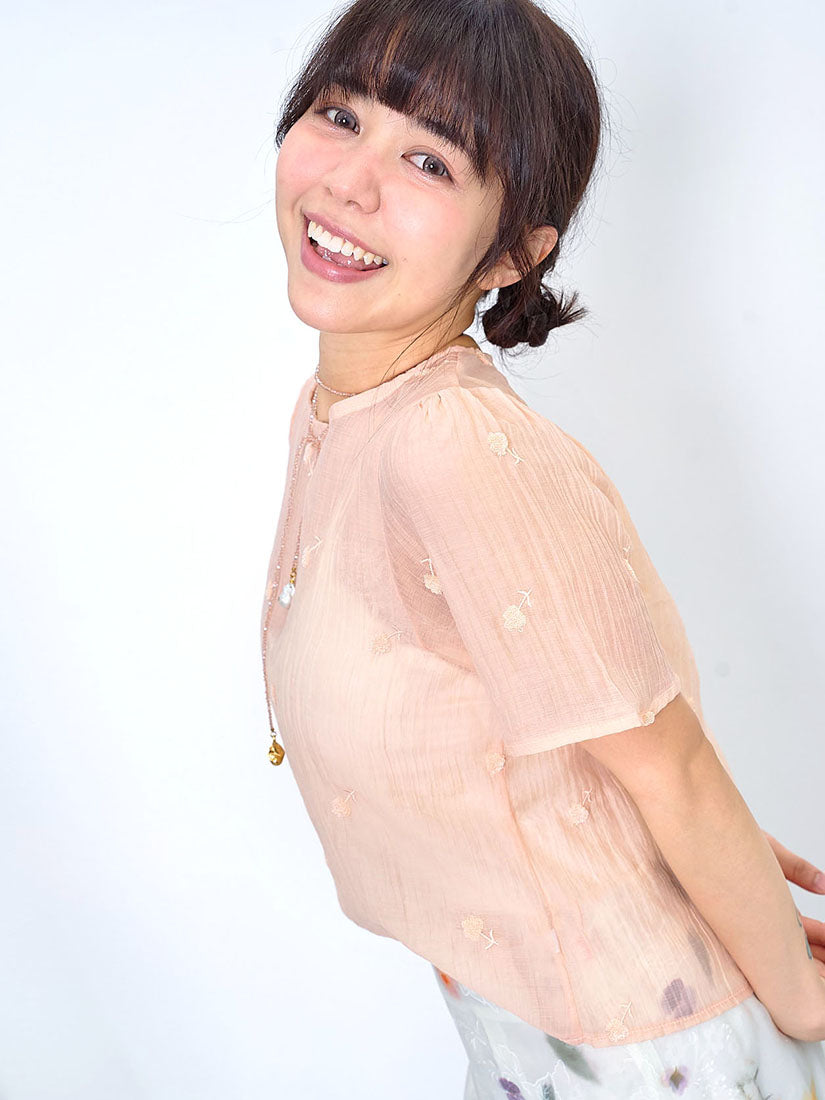 Flower Embroidered Wrinkle Top