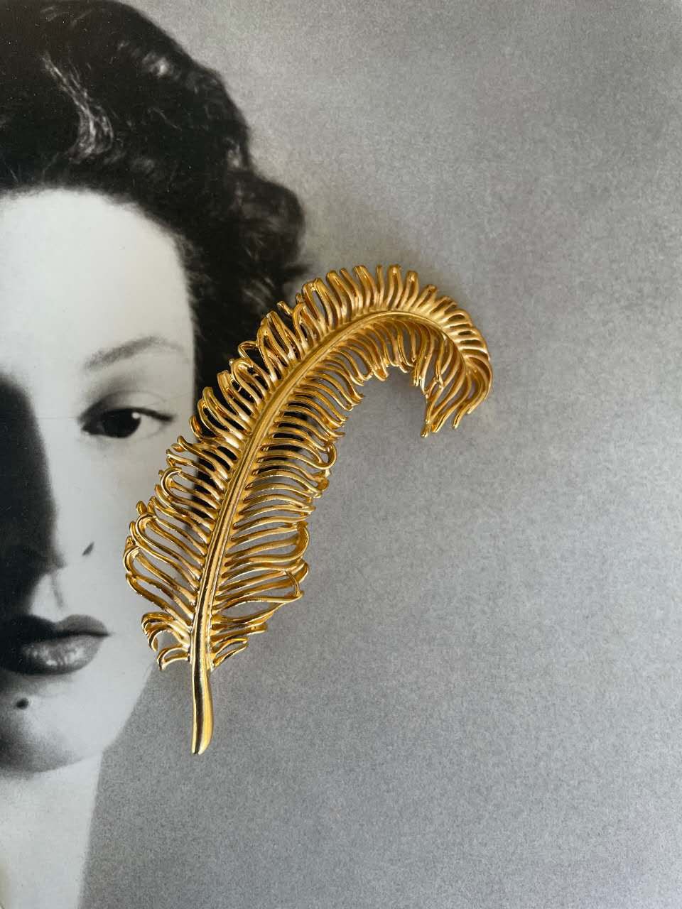 Vintage Gold Feather Brooch